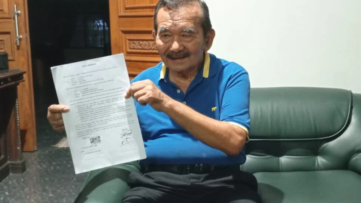 Komite Olah Raga Nasional Indonesia ( KONI ) Kota Banjar dilaporkan ke Polres Ciamis oleh H. Johnny A. Djalil Anwar.