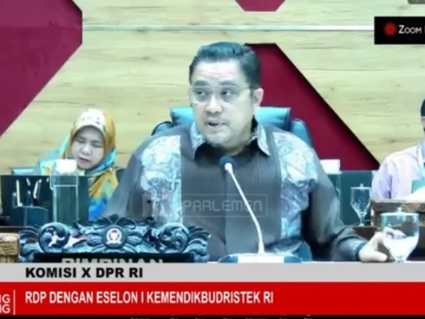 Wakil Ketua Komisi X DPR RI Dede Yusuf dalam Rapat Dengar Pendapat (RDP) Komisi X DPR RI dengan Eselon 1 Kemendikbudristek di Kompleks Parlemen, Jakarta, Selasa (9/7/2024). (Youtube / TVR Parlemen)