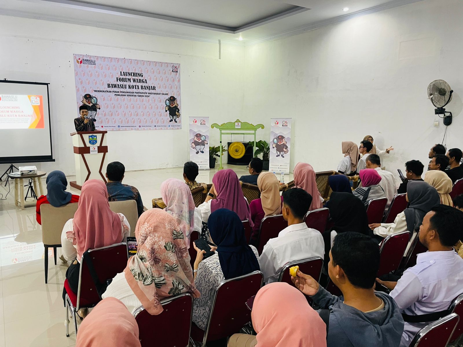 Bawaslu Kota Banjar meluncurkan program Forum Warga untuk meningkatkan pengawasan pada Pilkada serentak tahun 2024, Rabu 10 Juli 2024. (Cecep Herdi/Jabar Ekspres)