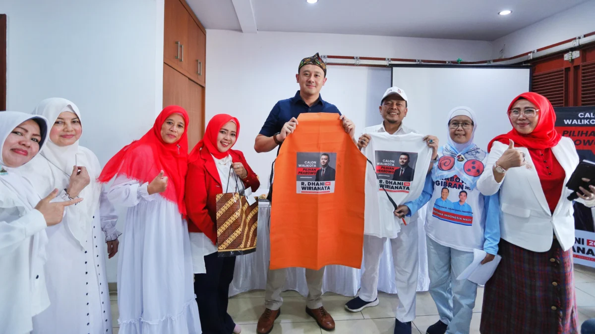 Dhani Wirianata Temui Relawan dan Pendukungnya di Kota Bandung