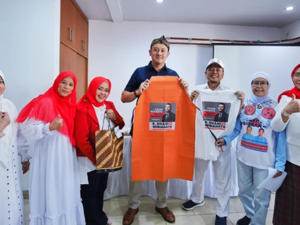 Dhani Wirianata Temui Relawan dan Pendukungnya di Kota Bandung