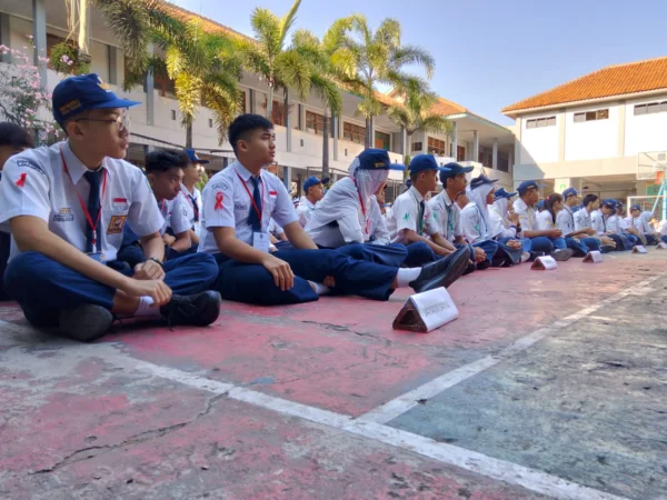 Doc. Hari Pertama MPLS SMAN 2 Cimahi, Tekankan Anti Bullying pada Siswa Baru (Foto: Mong/Jabar Ekspress)