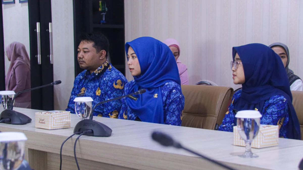 Tiga orang PPPK di lingkungan Pemkot Bogor ini menerima SK pengangkatan. (Yudha Prananda / Jabar Ekspres)