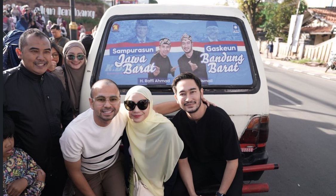 Raffi Ahmad beserta keluarga, dan Jeje saat berkunjung ke kawasan Lembang, Bandung Barat. Minggu (30/6). Foto instagram ritchieismail.