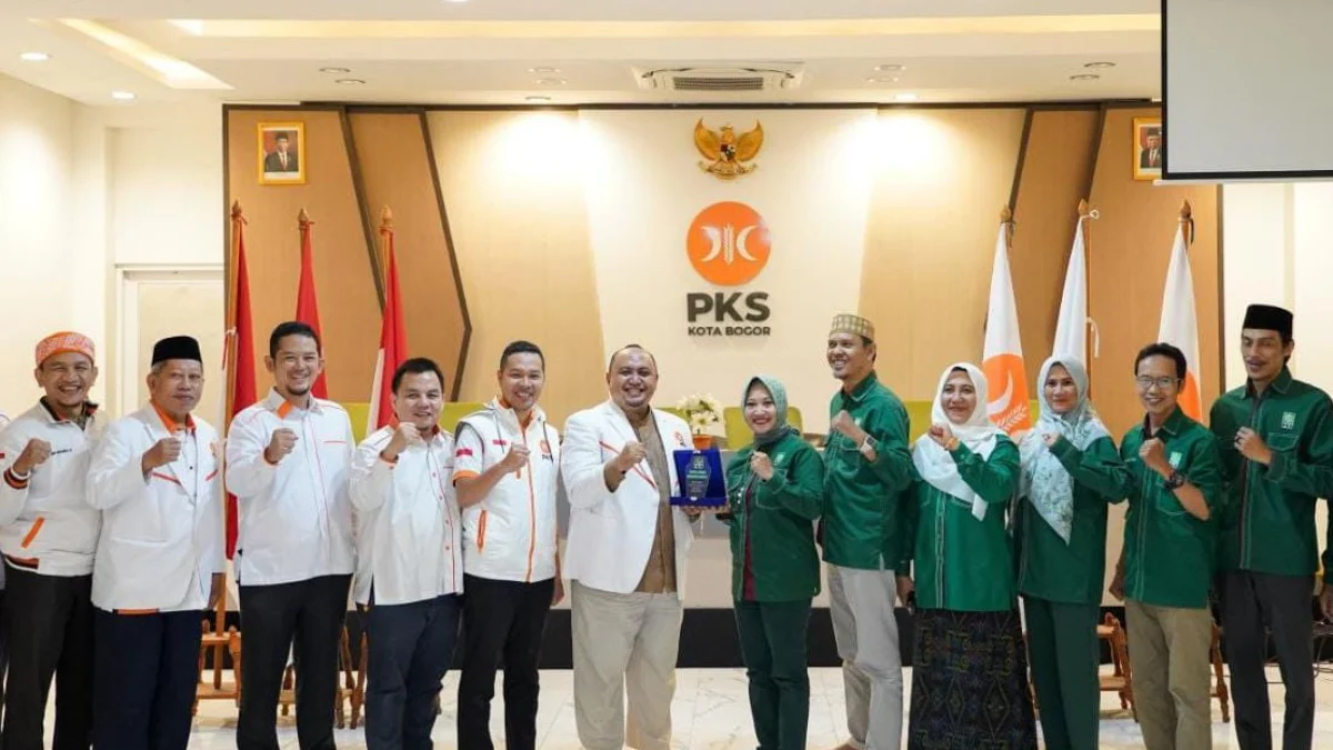 Jajaran DPD PKS Kota Bogor saat menyambut kunjungan politik DPC PKB Kota Bogor. (Yudha Prananda / Jabar Ekspres)
