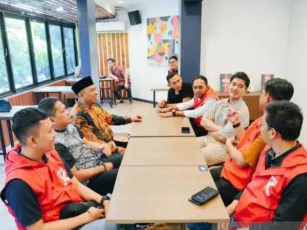 Ketua PSI Kaesang Pangarep melakukan pertemuan dengan Pengurus DPD PKS Surakarta, Jawa Tengah. (Foto/ANTARA)