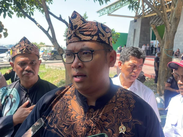 Wakil Menteri Pertanian, Sudaryono saat memberikan keterangan di Soreang, Sabtu (27/7/2024). Foto Agi Jabar Ekspres