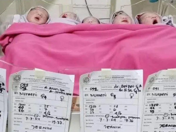 Viral Ibu di Indramayu Lahirkan Bayi Kembar 5