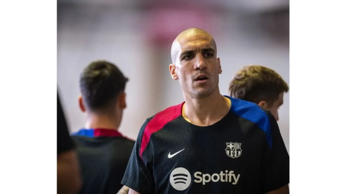 Barcelona Resmi Pinjamkan Gelandang Bertahan Oriol Romeu ke Girona