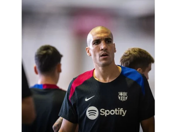 Barcelona Resmi Pinjamkan Gelandang Bertahan Oriol Romeu ke Girona