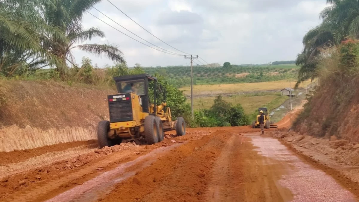 Dugaan pengaturan lelang yang saat ini kasusnya sedang ditangani oleh Kejaksaan Negeri ( Kejari ) Kota Bandung buat tingkat kepercayaan