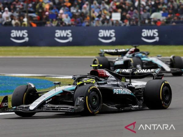 Lewis Hamilton Optimis Mercedes Bisa Lanjutkan Performa Apik di Paruh Musim Kedua 