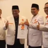 Gungun Gunawan yang merupakan kader DPD PKS Kabupaten Bandung mendapat surat rekomendasi dari DPW untuk maju di Pilkada Kabupaten Bandung.