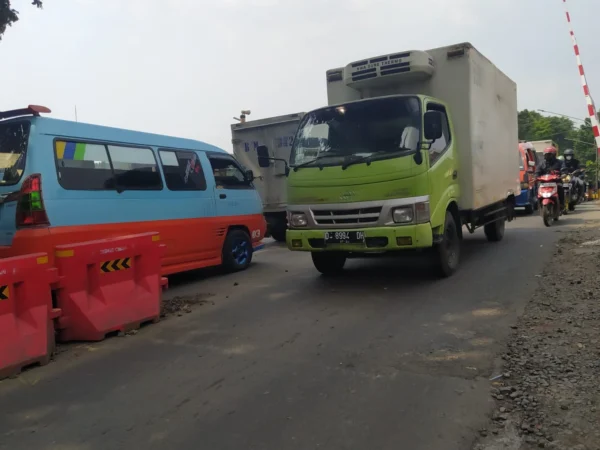 Kepala Dinas PUPR Kota Cimahi mengklaim saat ini tingkat kemantapan jalan di sudah mencapai 97 persen dalam kondisi mantap.