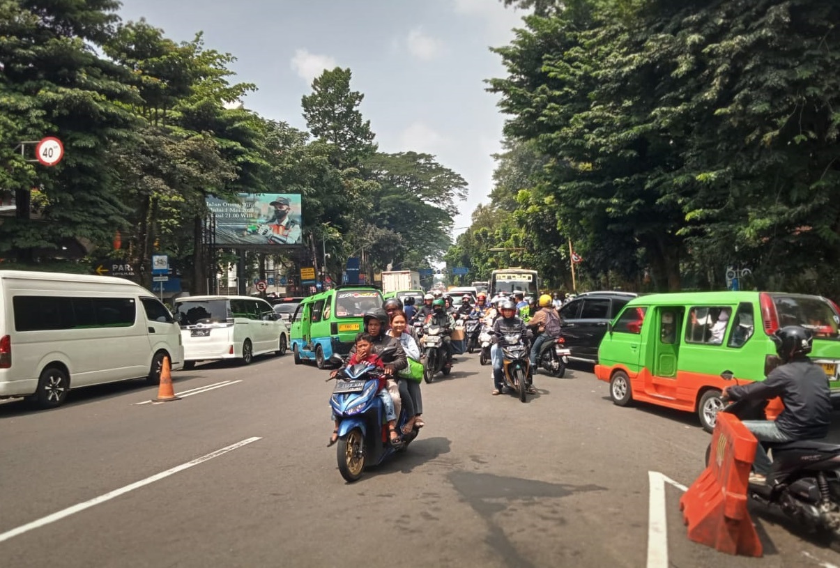Sejumlah masalah yang ada di Dinas Perhubungan ( Dishub ) Kota Bogor mendapat sorotan dari PJ Wali Kota Bogor Hery Antasari.