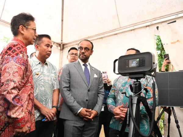 Jabar Dapat Bantuan Lima X - Ray Portabel, Bey Machmudin: Mudahkan Deteksi Dini TBC secara Masif