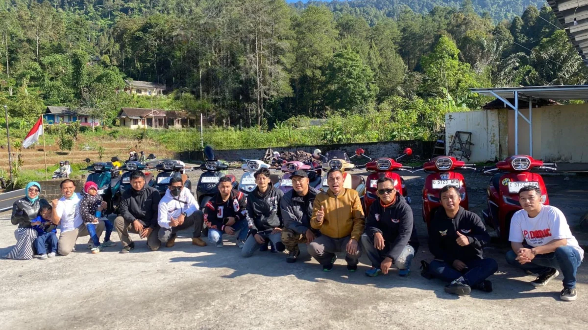 Komunitas Stylo Club Bandung (SCB) gelar touring "Stylo Club Bandung Pura-pura Touring Part 1"