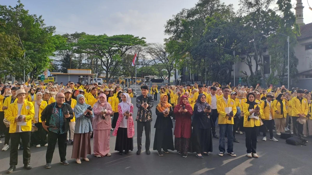 Sebanyak 704 Mahasiswa Universitas Bhakti Kencana Ikuti KKN Tematik 2024 di Kabupaten Bandung dan Kabupaten Garut