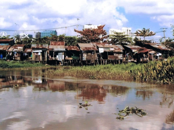 ILUSTRASI: Kawasan kumuh di Kota Cimahi masih kekurangan Septtic tank, ini kata DKPP. (Pixabay)