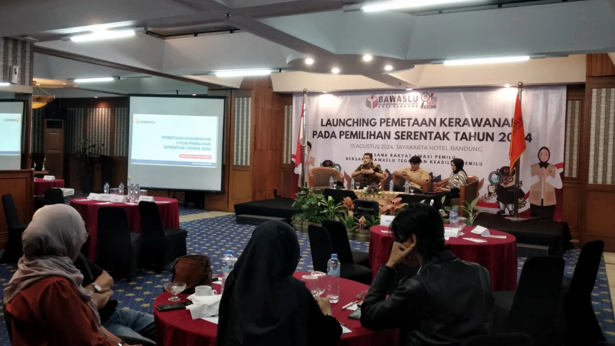 Dialog pemetaan kerawanan Bawaslu Kota Bandung, Selasa (13/8).