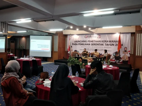 Dialog pemetaan kerawanan Bawaslu Kota Bandung, Selasa (13/8).