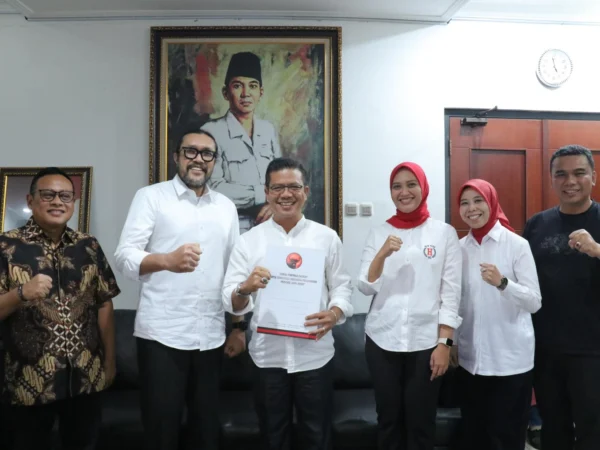 PDI Perjuangan dukung Dadanng Supriatna-Ali Syakieb di Pilkada Kabupaten Bandung.