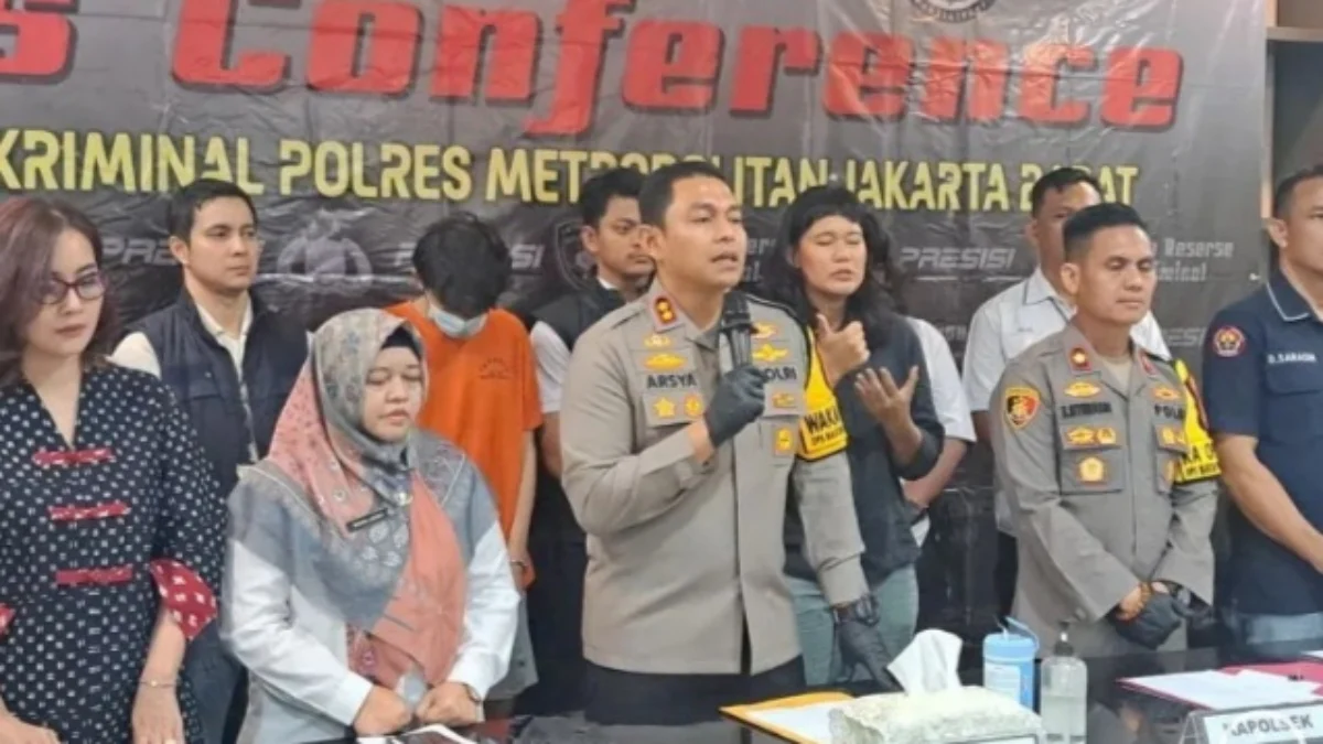 Jumpa pers pengungkapan kasus penganiayaan seorang wanita AIP oleh pacarnya. (foto/ANTARA)