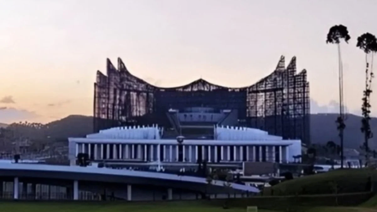 Viral Istana Garuda Nusantara Dibilang Mirip Istana Kelelawar