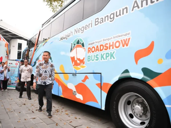 ROADSHOW BUS KPK 2024: Tingkatkan Pemahaman Masyarakat Tentang Pemberantasan dan Pencegahan Korupsi