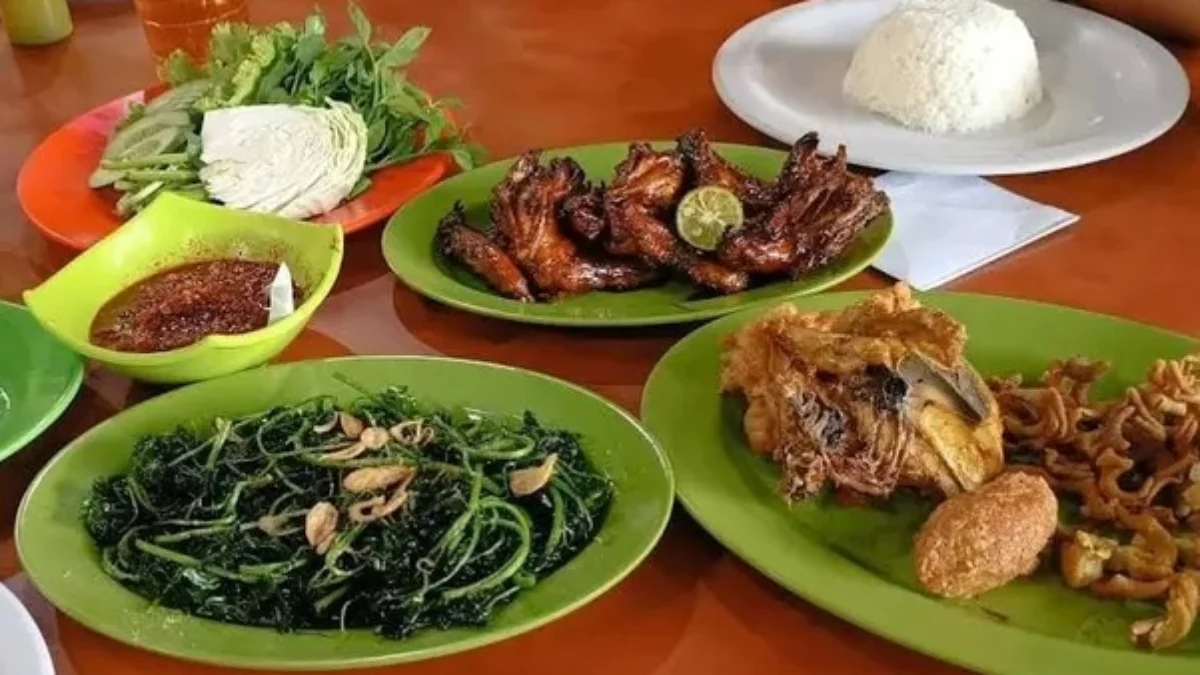 Menu Jukut Goreng Khas Bandung yang selalu jadi Favorit.