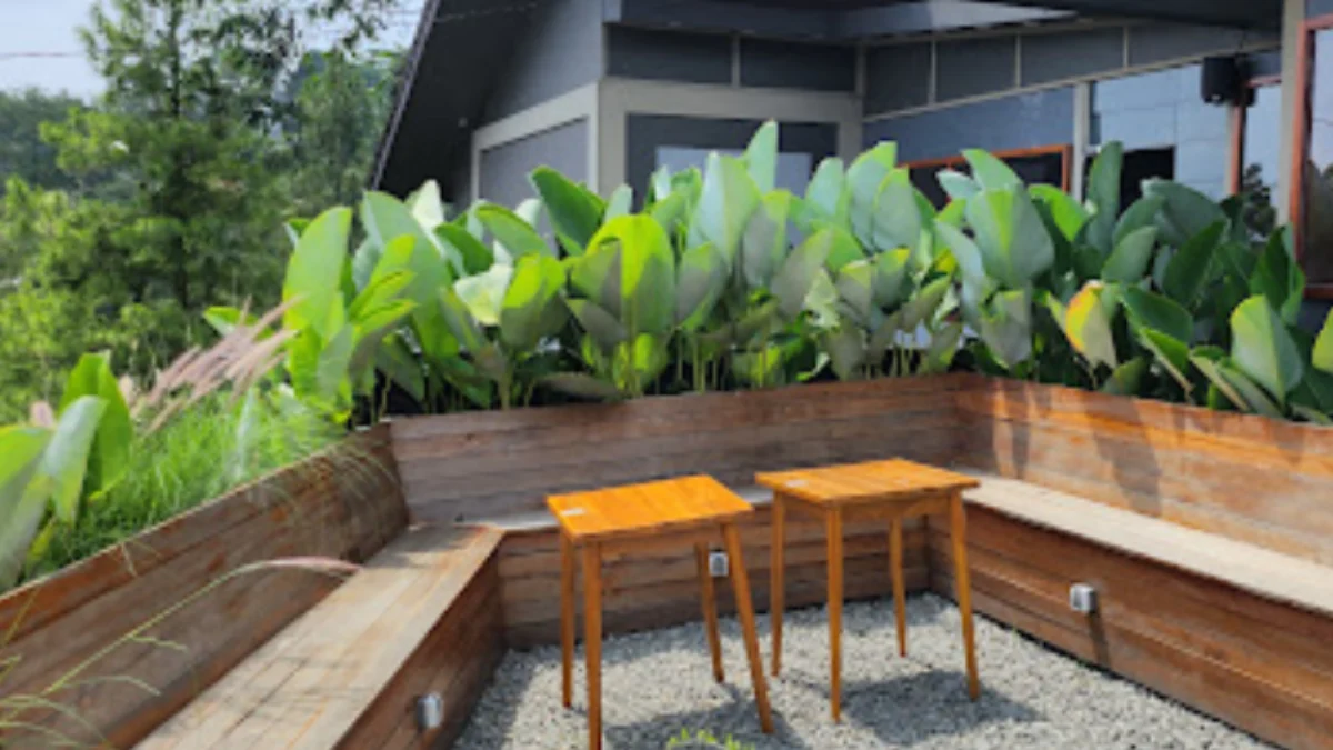 Bandung Punya 3 Tempat Ngopi Murah dengan Suasana Seru dan View Menawan, Ini Lokasinya