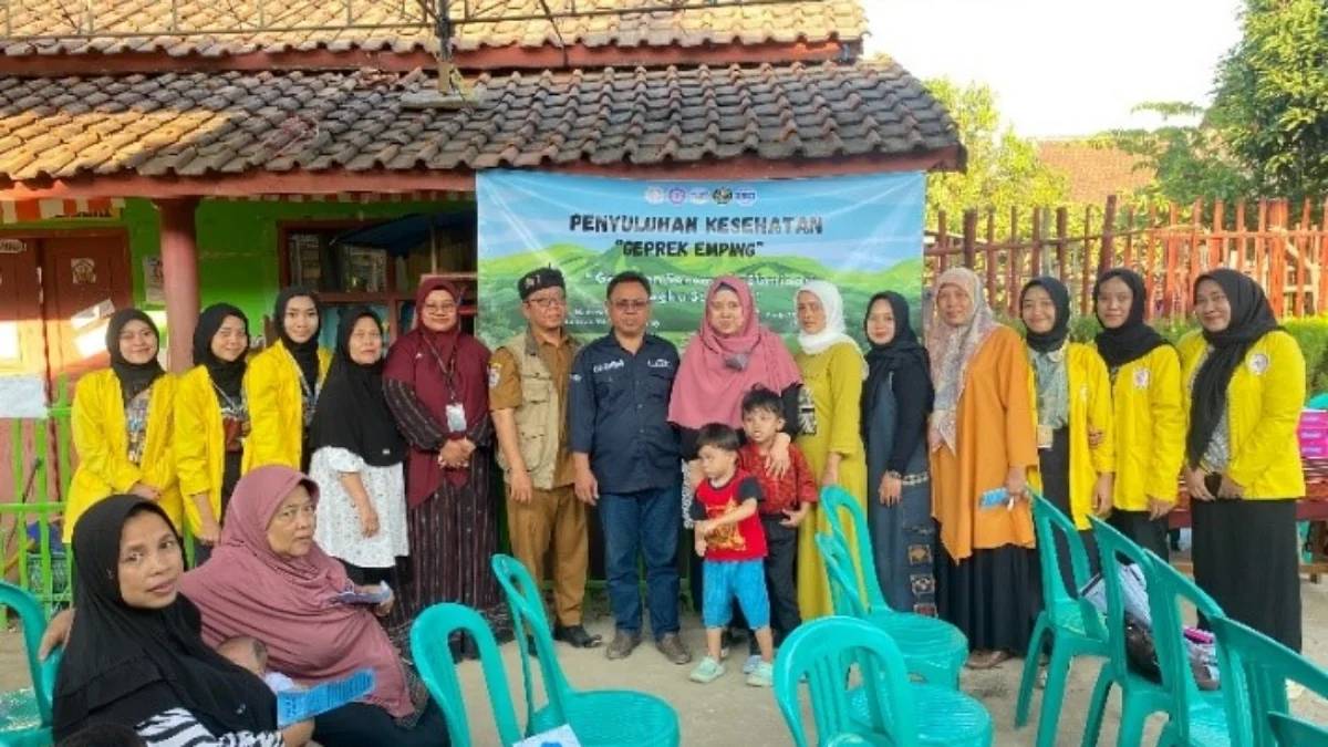 Mahasiswa KKN-PPM Tematik Kelompok 15 Universitas Bhakti Kencana Gelar Edukasi Stunting dalam Program ‘Geprek Emping’ di Desa Sagaracipta Ciparay Bandung