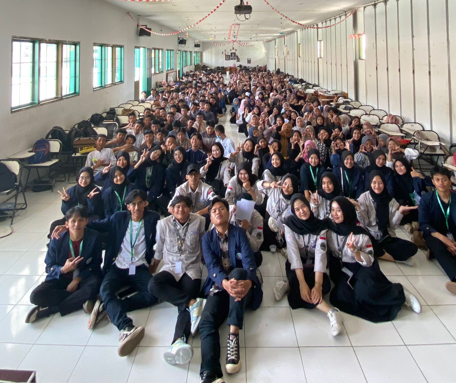 Penyuluhan Sex Education di MTSN 1 Bandung (Foto: Mahasiswa KKN Bhakti Kencana Kelompok 19)