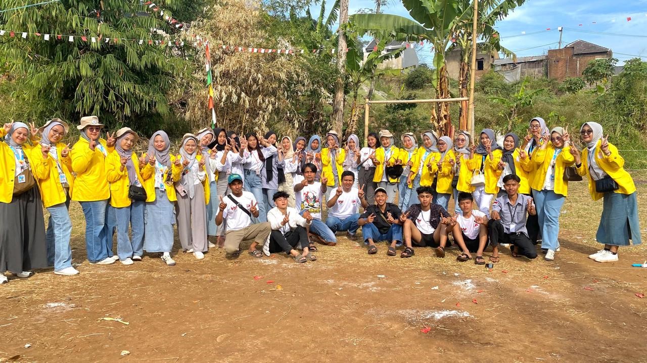 Perayaan HUT RI 17 Agustus 2024 (Foto: Mahasiswa KKN Universitas Bhakti Kencana Kelompok 12)