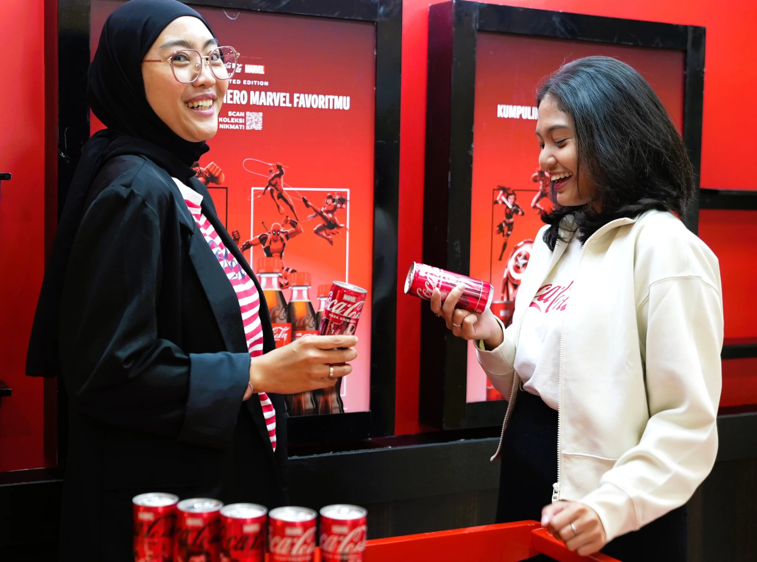 Coca-Cola dan Marvel kembali berkolaborasi untuk menghadirkan dunia Marvel dengan menawarkan pengalaman konsumen yang baru dan menarik melalui desain kemasan Coca-Cola eksklusif edisi terbatas.