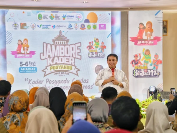 Sekretaris Daerah Provinsi Jawa Barat Herman Suryatman membuka Jambore Kader Posyandu Tingkat Provinsi Jabar di Ahadiat Hotel & Bungalow, Kota Bandung, Kamis (5/9/2024).(Foto: Biro Adpim Jabar)