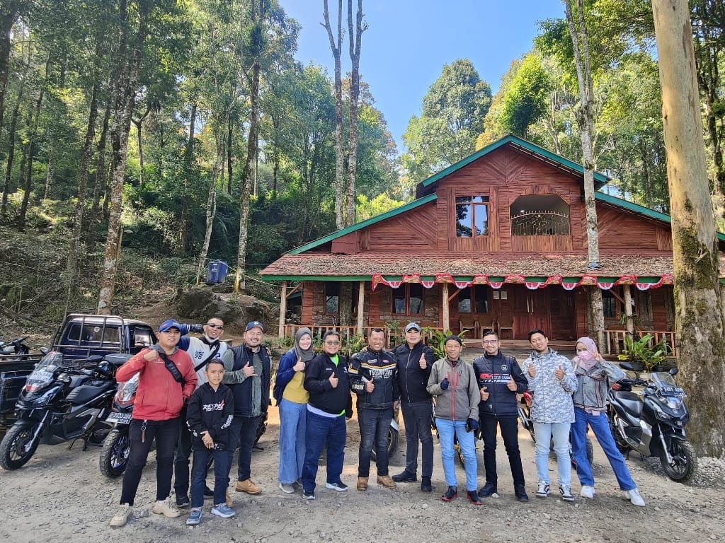 Dari Curug Hingga Pantai Warnai Kegiatan Sunmori ADV Riders Bandung