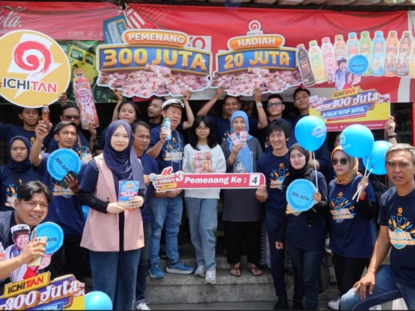 Mahasiswi Asal Bandung Menangkan 300 Juta dari Tutup Botol Ichitan Jadi Pemenang ke-4 Mendadak Jutawan 3, dan Warungnya dapat 20 Juta