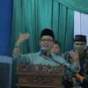 Bupati Bandung, Dadang Supriatna saat laksanakan program Rembug Desa ke-106 di Tegalsumedang, Kecamatan Rancaekek. (Jabar Ekspres)