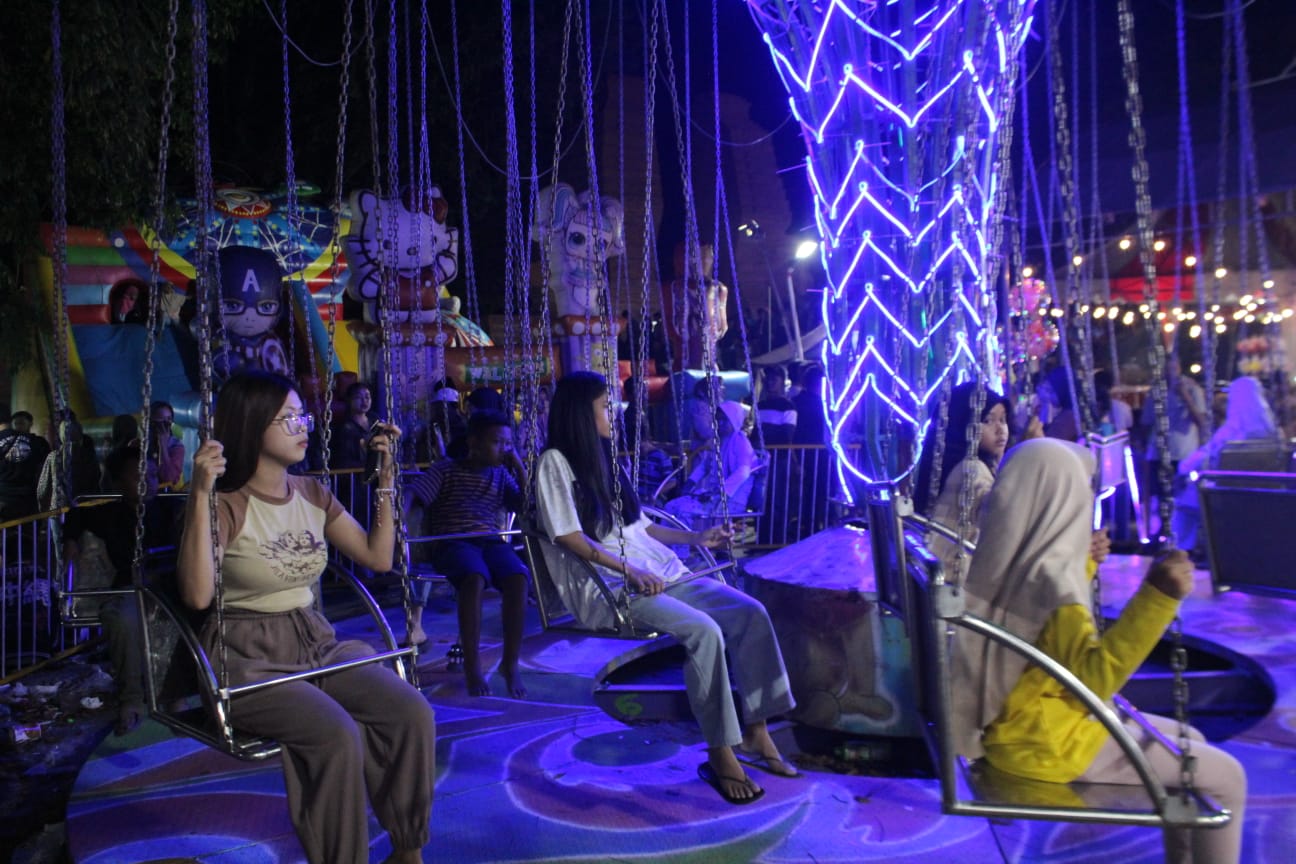 Kembali Digelar Setelah Vakum, Pasar Malam Muludan Kasepuhan Cirebon Dibanjiri Warga. Dok. Jabar Ekspres