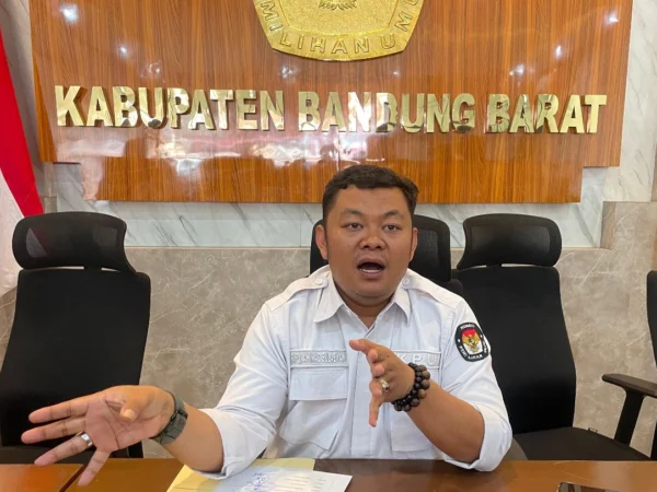 Ketua KPU Bandung Barat, Ripqi Ahmad Sulaeman. Dok Jabar Ekspres