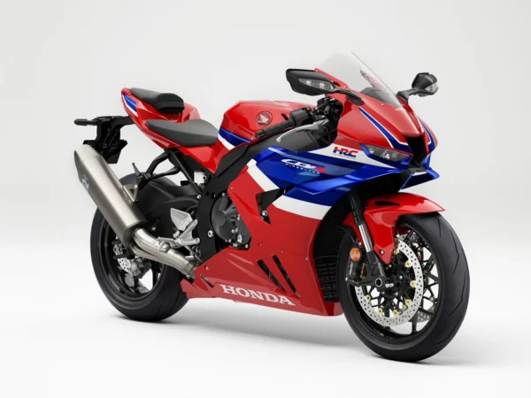 Hadirkan Sensasi MotoGP, AHM Luncurkan Motor Supersport CBR1000RR-R Fireblade Terbaru