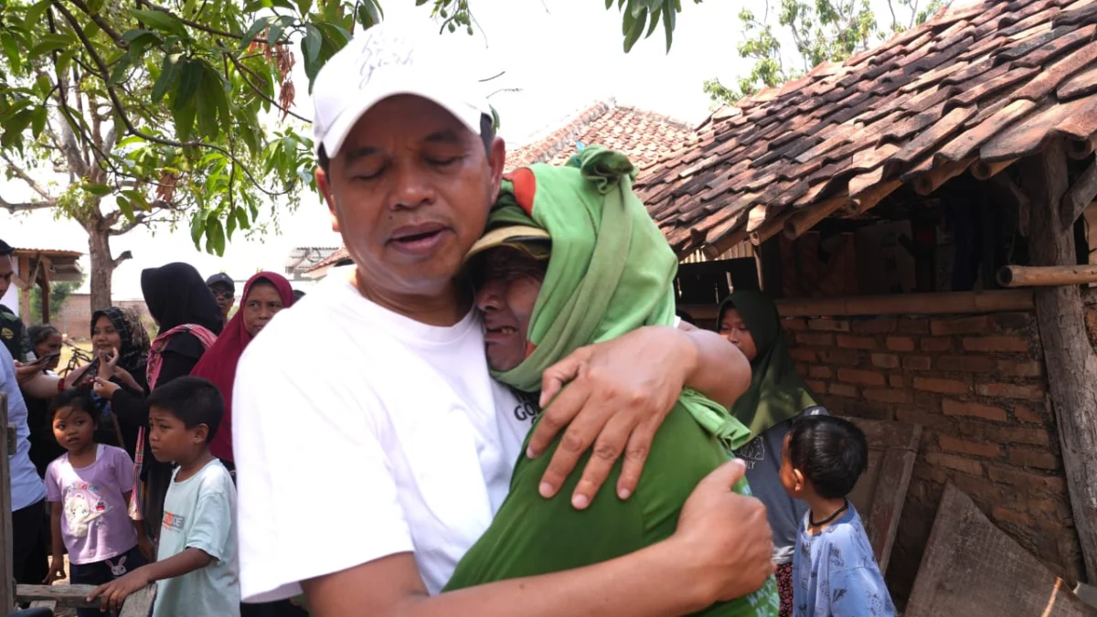 Tangis Kamsori Saat Mimpinya Terbeli, Tak Punya Tanah-Rumah Memaksanya Tidur di Kandang Kambing