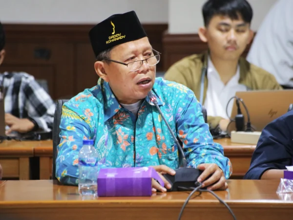 Keberadaan Rencana Pembangunan Jangka Panjang Daerah ( RPJPD ) Provinsi Jawa Barat dibuat untuk mendorong proses pembangunan berkelanjutan.