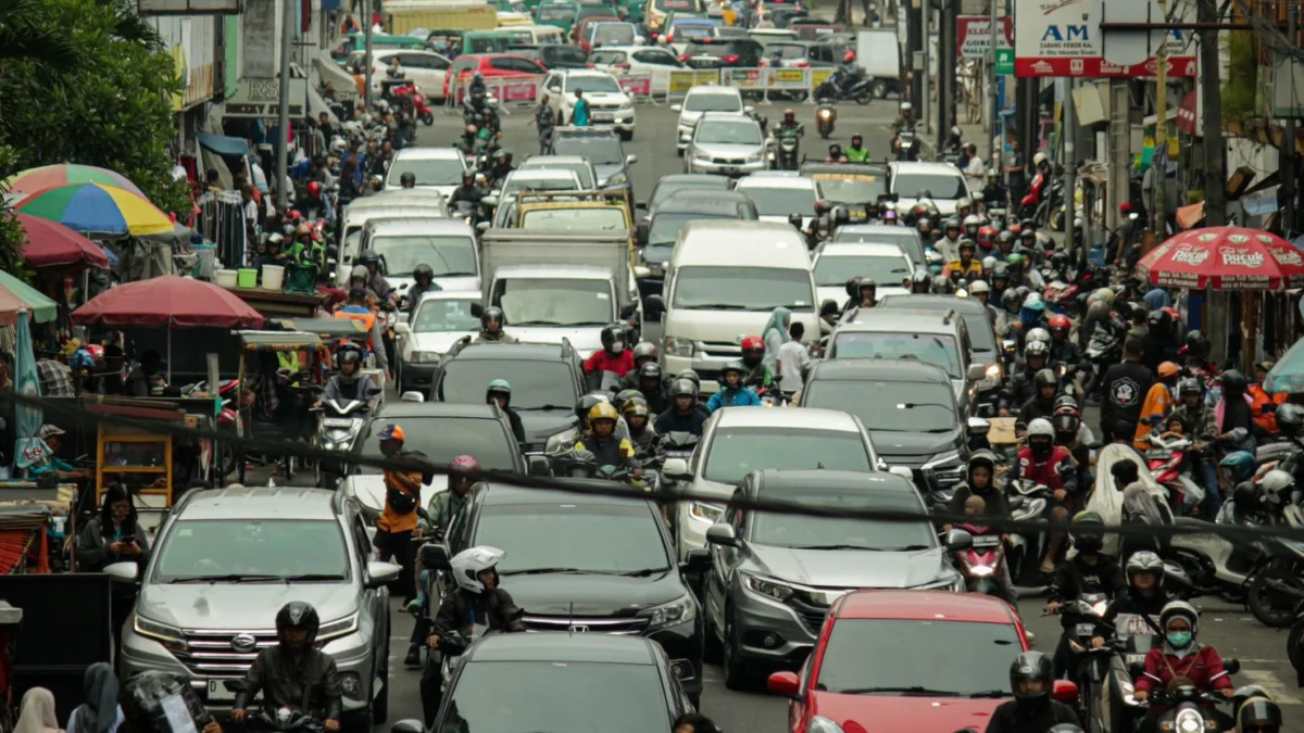 Menjelang Hari jadi Kota Bandung yang ke- 214 yang jatuh pada 23 September 2024, masalah kemacetan harus jadi prioritas untuk diselesaikan