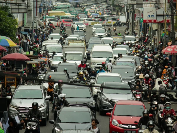 Menjelang Hari jadi Kota Bandung yang ke- 214 yang jatuh pada 23 September 2024, masalah kemacetan harus jadi prioritas untuk diselesaikan