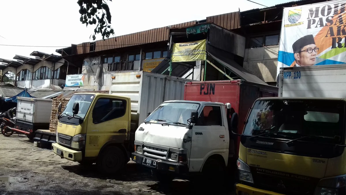 Setelah dibentuk kepengurusan baru di tubuh BUMD Kota Bandung Perumda Pasar Juara Kota Bandung belum menunjukan kinerja membaik.