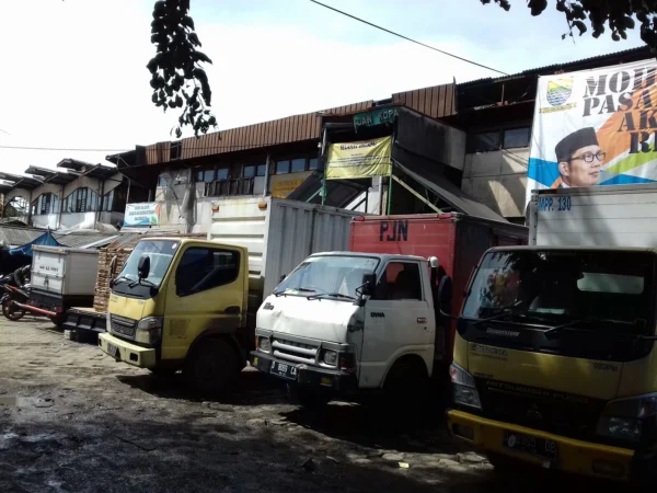 Setelah dibentuk kepengurusan baru di tubuh BUMD Kota Bandung Perumda Pasar Juara Kota Bandung belum menunjukan kinerja membaik.