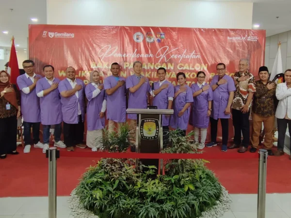 Lima pasangan calon Wali Kota dan Wakil Wali Kota Bogor mulai mengikuti pemeriksaaan kesehatan di RSUD Kota Bogor, Minggu (1/9). (Yudha Prananda / Jabar Ekspres)