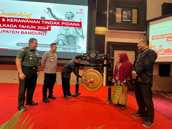 Bawaslu Kabupaten Bandung bersama TNI Polri meresmikam Sentra Gakkumdu dalam Pemilihan Kepala Daerah (Pilkada) 2024. Foto Istimewa